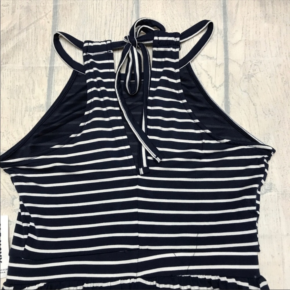 🆕Old Navy High-Neck Ruffle-Hem Maxi Dress - Picture 6 of 6